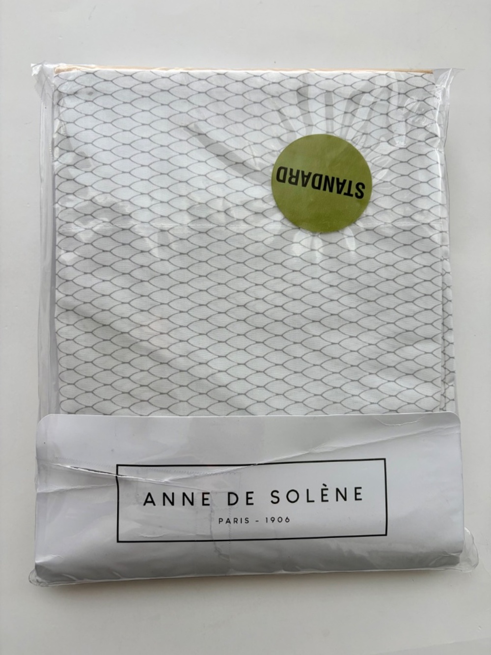 NWT Anne De Solene Perle Luna Cotton Percale Standard Pillowcase Set Geometric